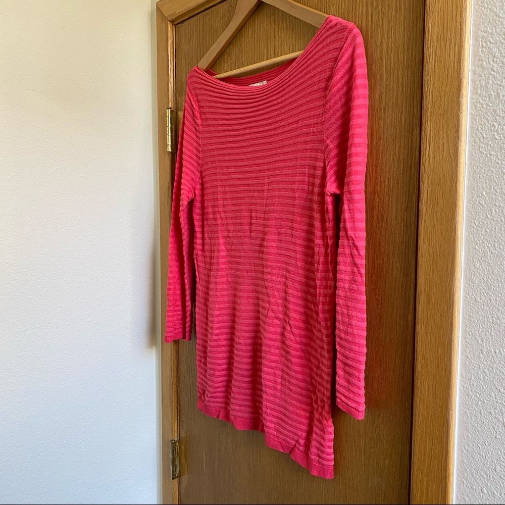 LOFT • Beautiful Lipstick Pink Subtle Stripe Top - Size M - Picture 14 of 14